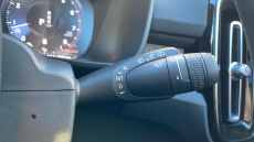 Volvo Xc40 2.0 B4P Inscription 5dr Auto Petrol Estate